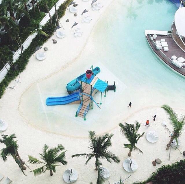 Azure Urban Beach Resort Manila By Radlett Esterno foto
