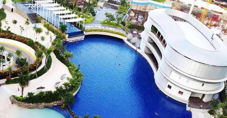 Azure Urban Beach Resort Manila By Radlett Esterno foto