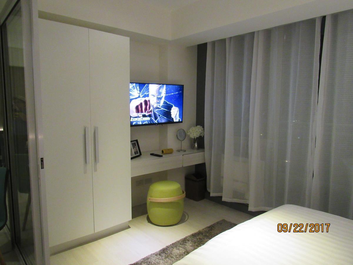 Azure Urban Beach Resort Manila By Radlett Esterno foto