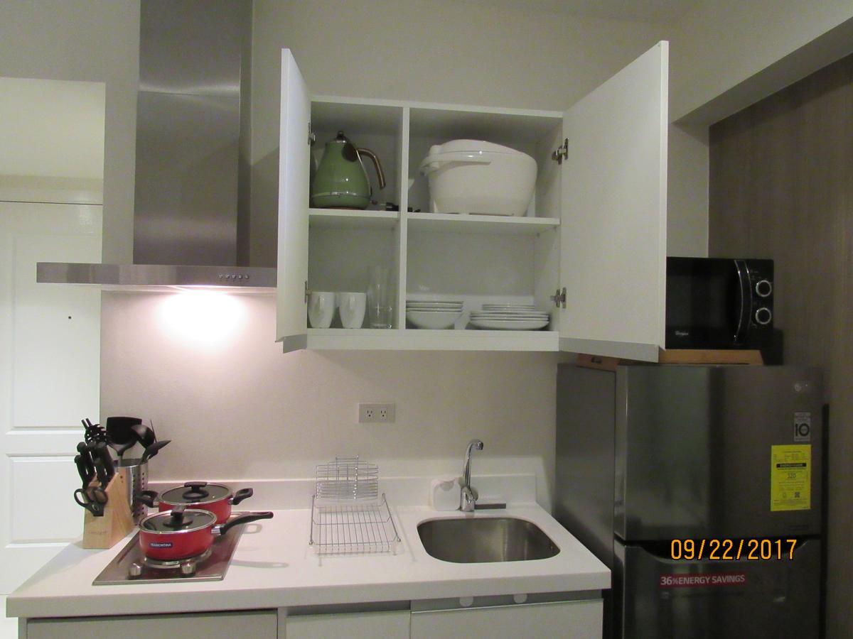 Azure Urban Beach Resort Manila By Radlett Esterno foto